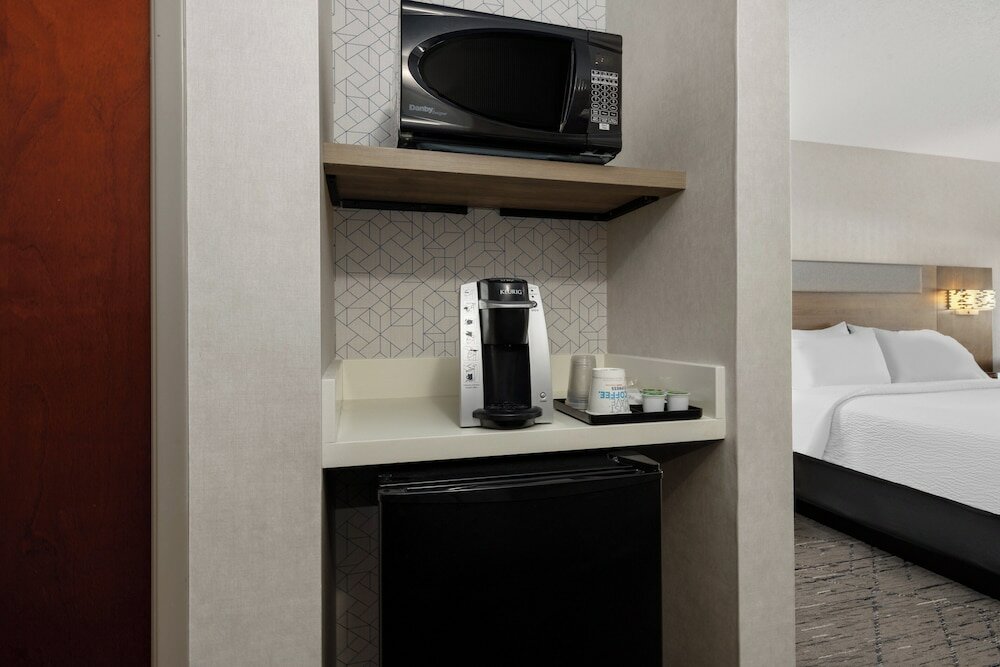 Фото Holiday Inn Express Grove City, an Ihg Hotel