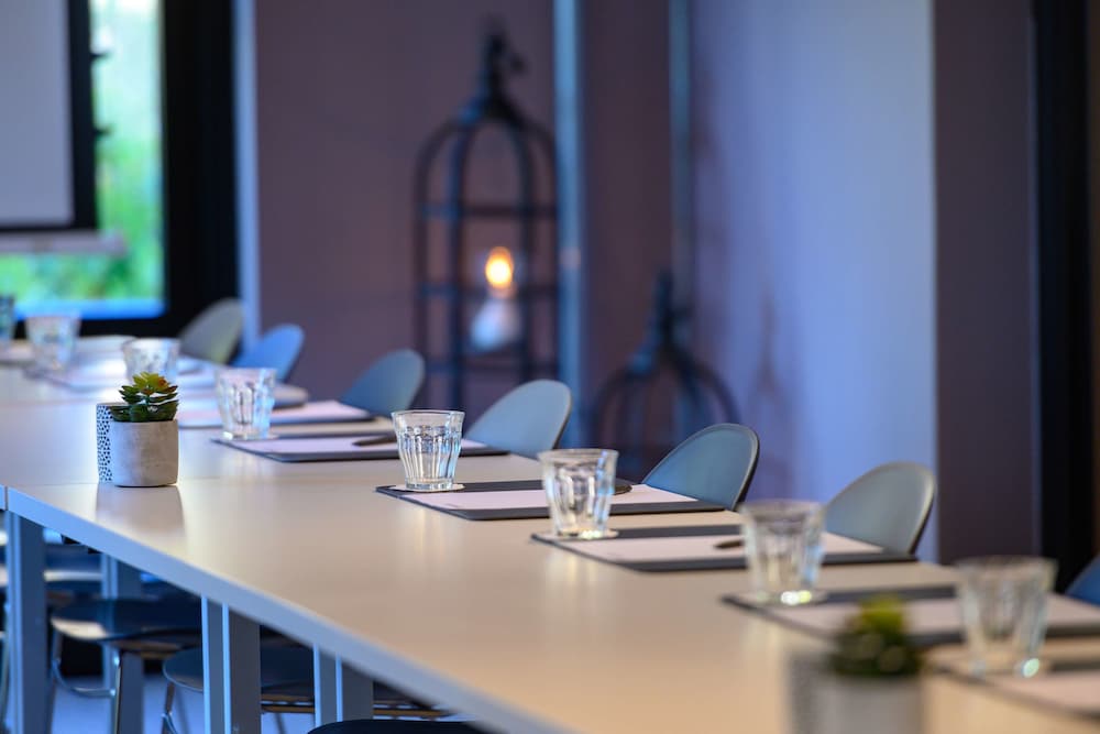 Фото Campanile Hotel Eindhoven