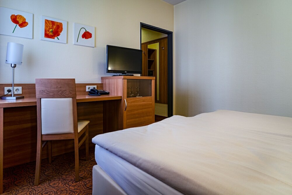 Фото Hotel am Stadtpark