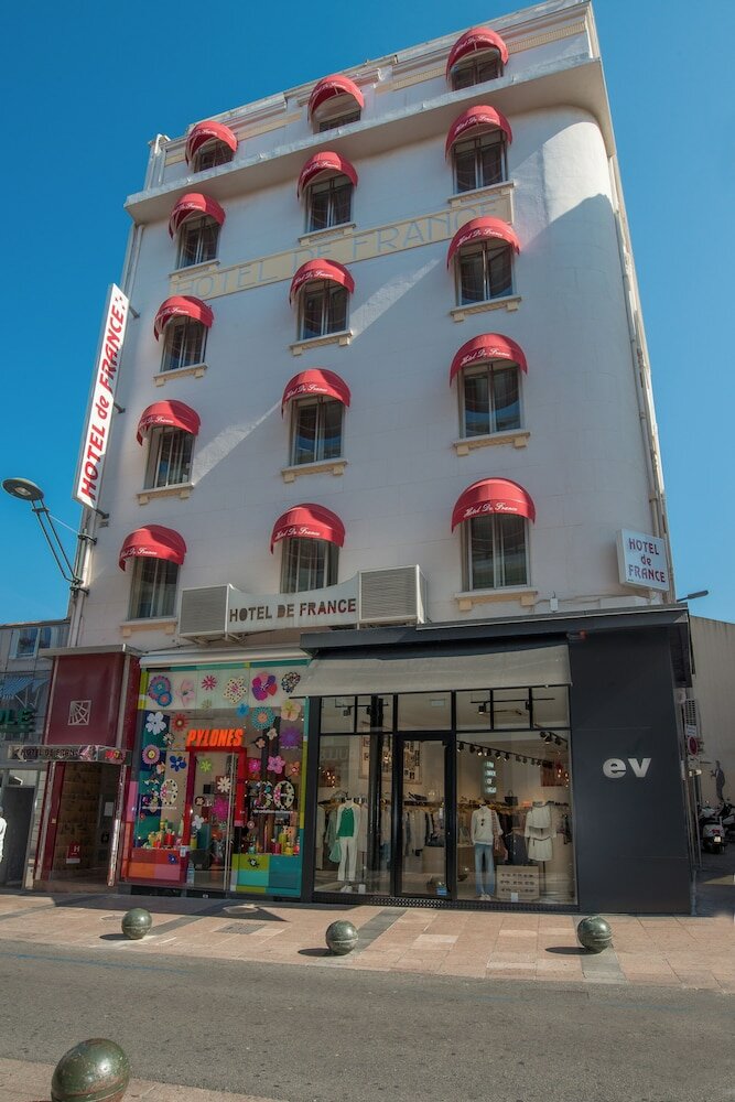 Фото Hotel De France