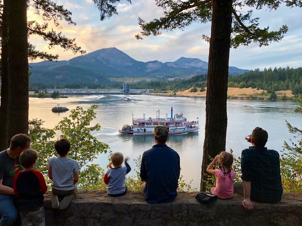 Фото Holiday Inn Express & Suites Hood River, an Ihg Hotel