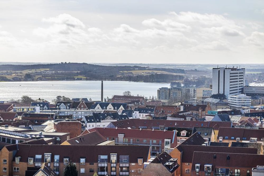 Фото Peak 12 Hotel