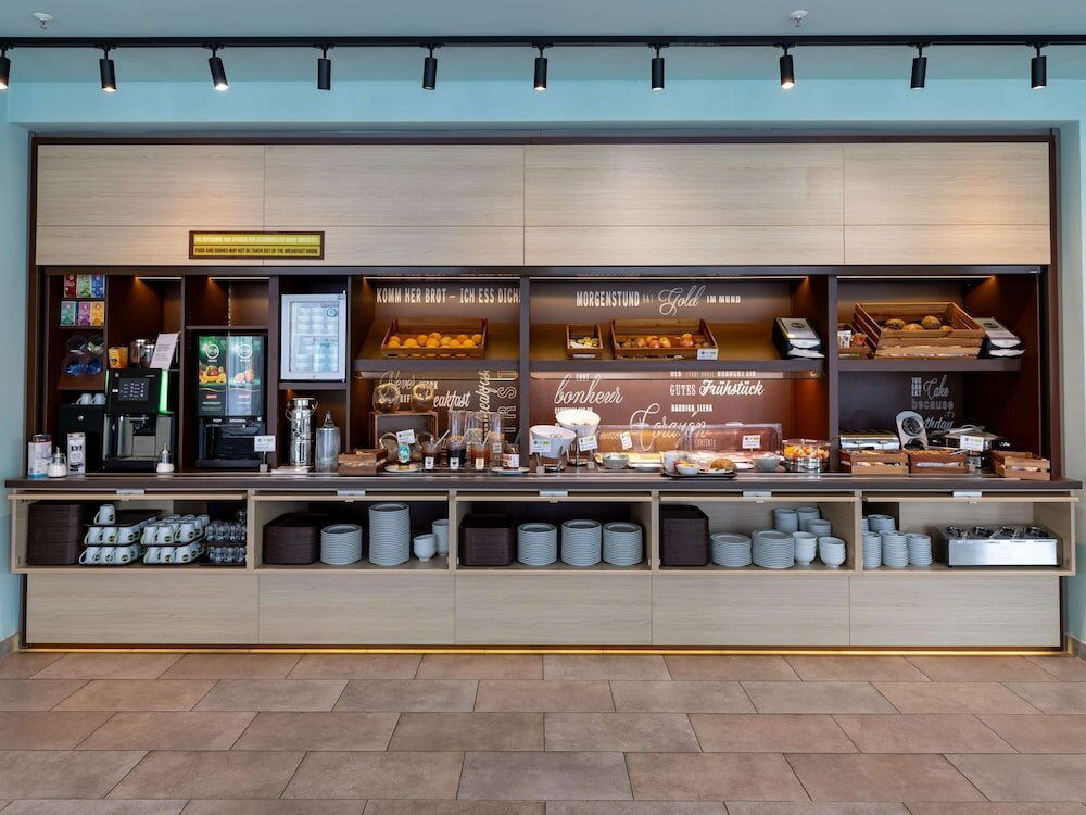 Фото B&b Hotel Marburg