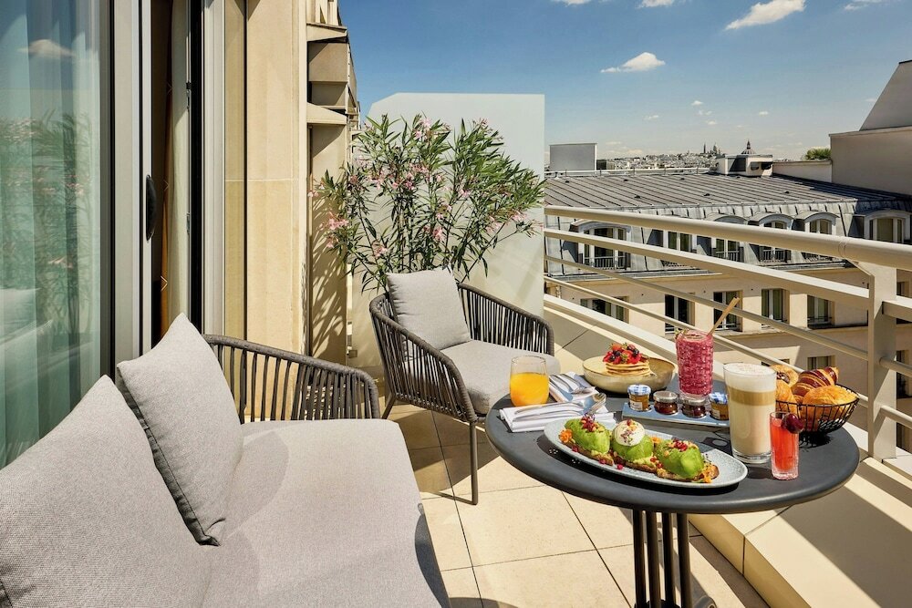 Фото Paris Marriott Champs Elysees Hotel