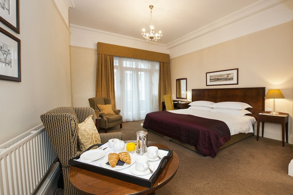 Фото Macdonald Burlington Hotel