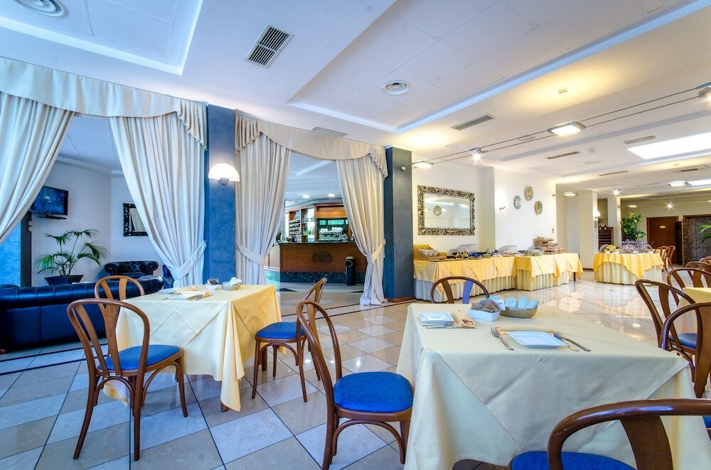 Фото Hotel Federico II L'Aquila