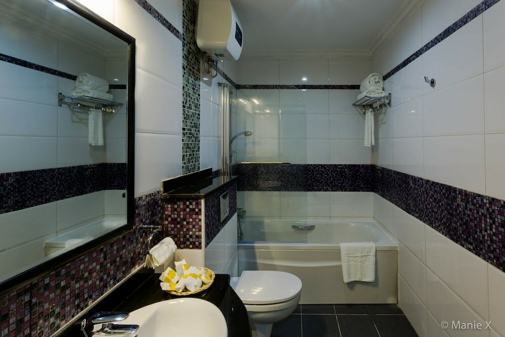 Фото Morning Side Suites Etim Inyang