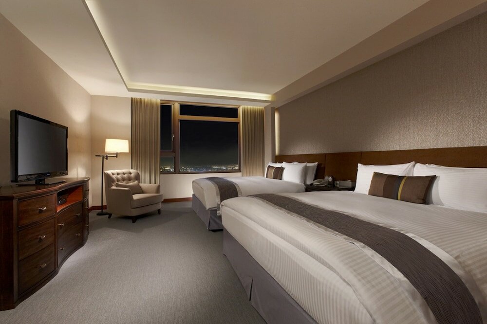 Фото Taichung Harbor Hotel