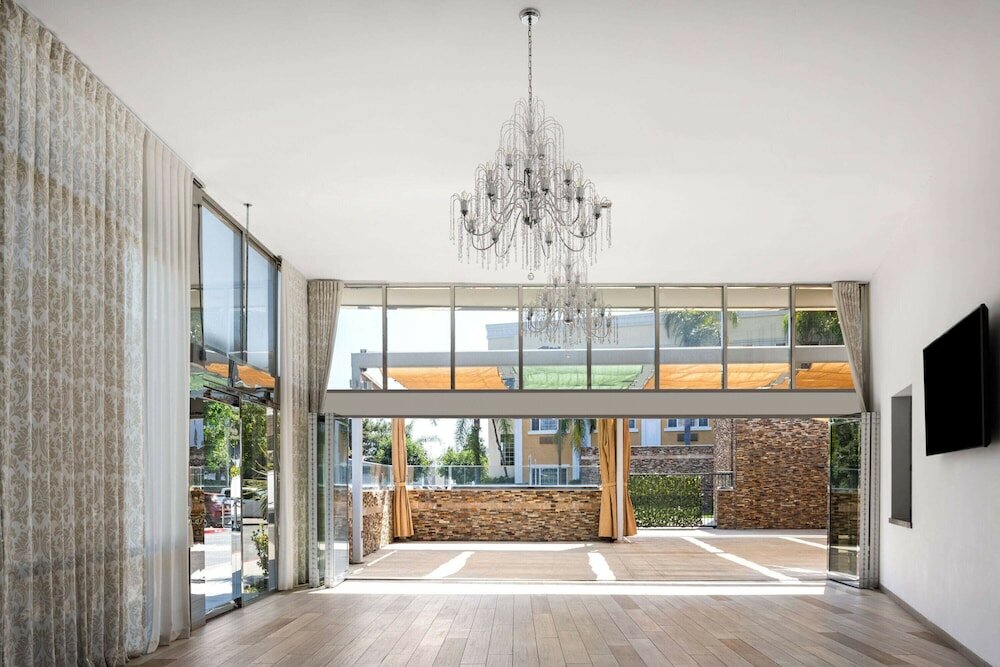 Фото Hotel Marguerite, Trademark Collection by Wyndham