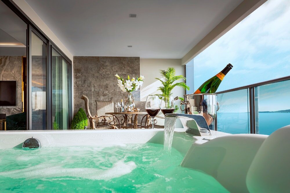 Фото The Elysium Pratumnak Pattaya By SHG