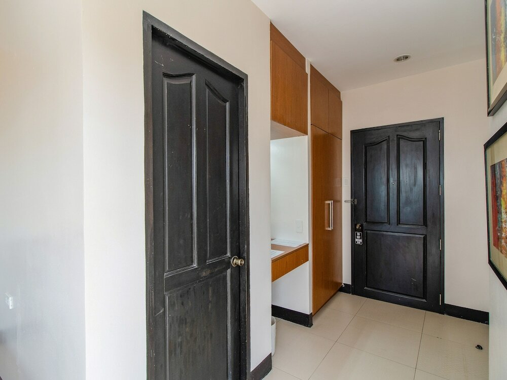 Фото Main Hotel & Suites