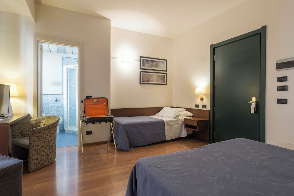 Фото Hotel Montreal