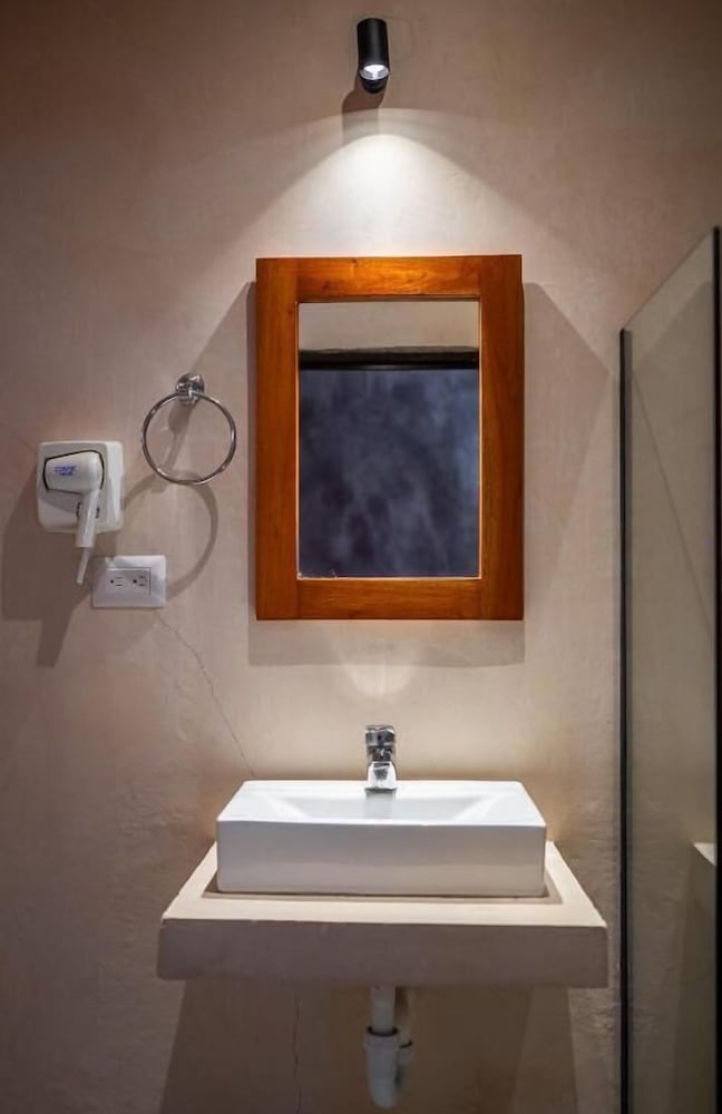 Фото Hotel María de la Luz