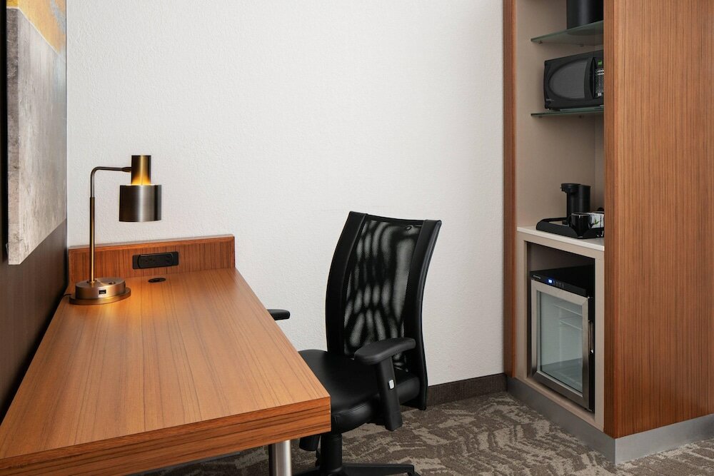 Фото SpringHill Suites Scottsdale North