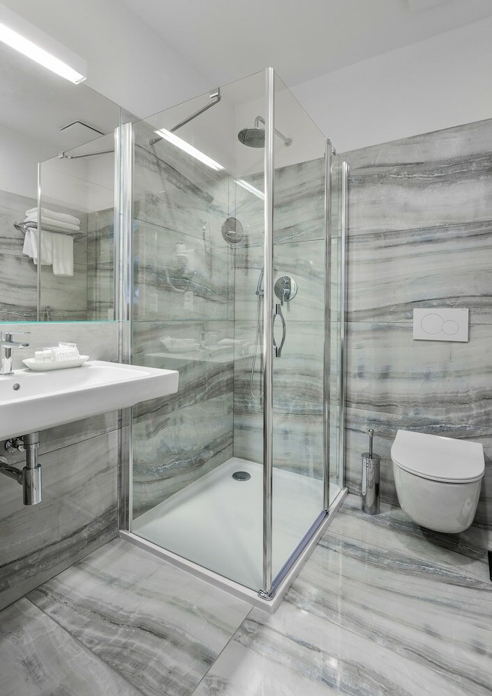 Фото Hotel Garden Court