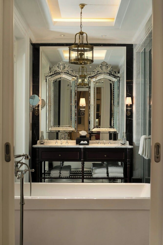 Фото The Hermitage, A Tribute Portfolio Hotel, Jakarta