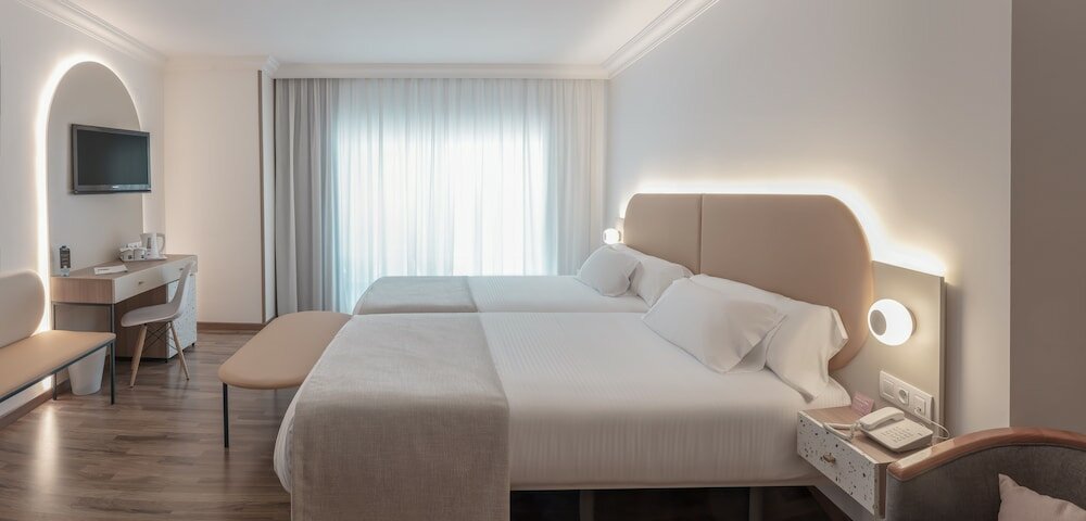 Фото Hotel Rh Victoria Benidorm