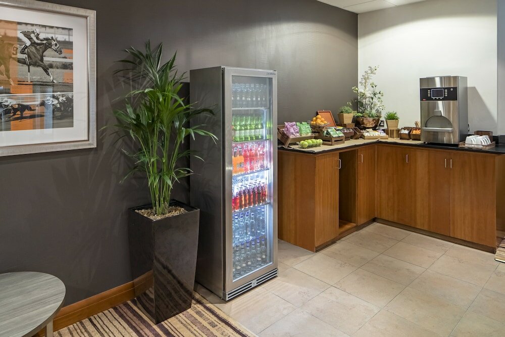 Фото Crowne Plaza Chester