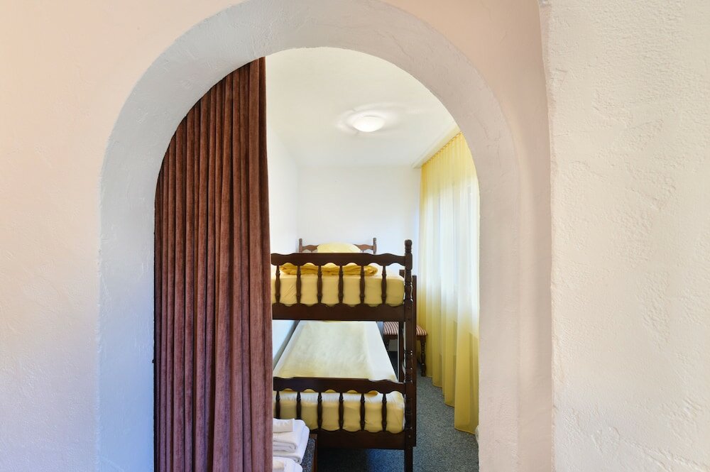 Фото Schlosshotel - Self Check-In Hotel am Schlosspark