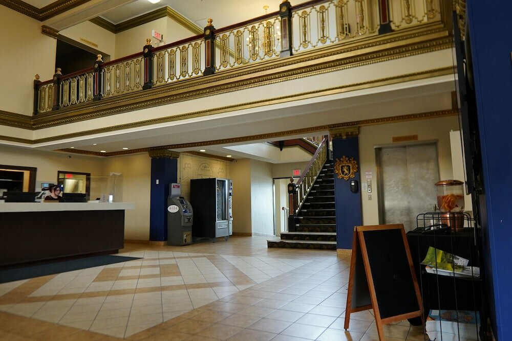 Фото отеля 1