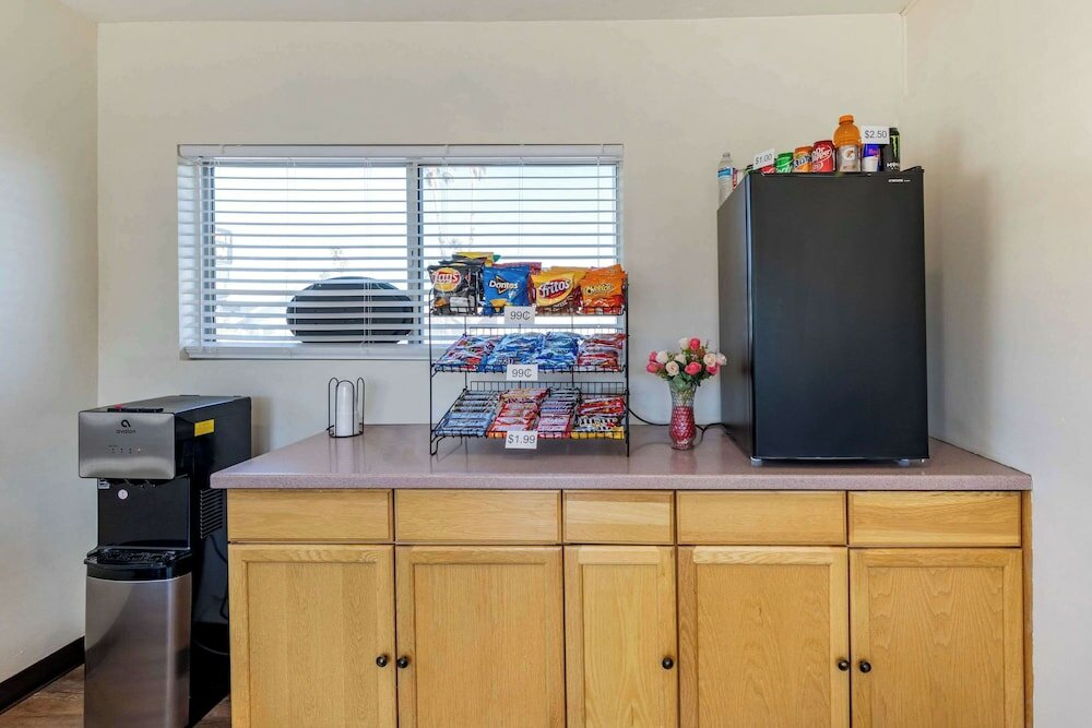 Фото Econo Lodge On Historic Route 66