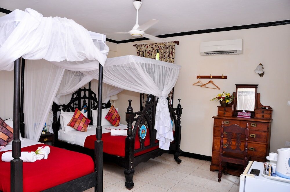 Фото Forodhani Park Hotel