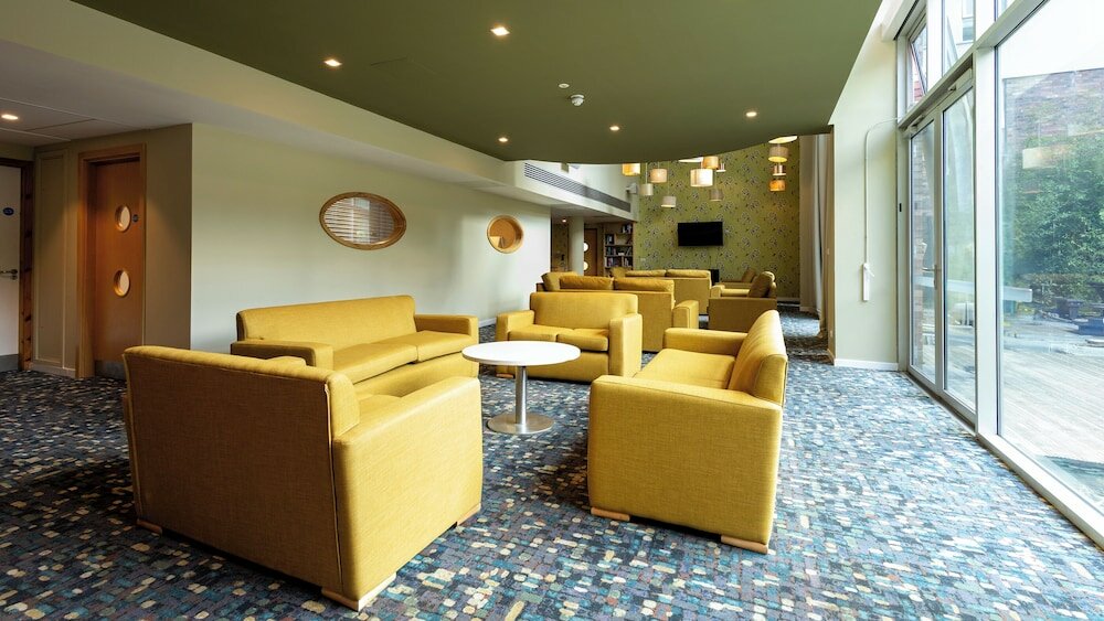 Фото Pollock Halls - Edinburgh First - Campus Accommodation