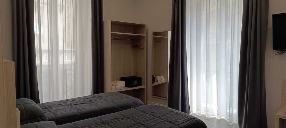 Фото Schilizzi Hotel