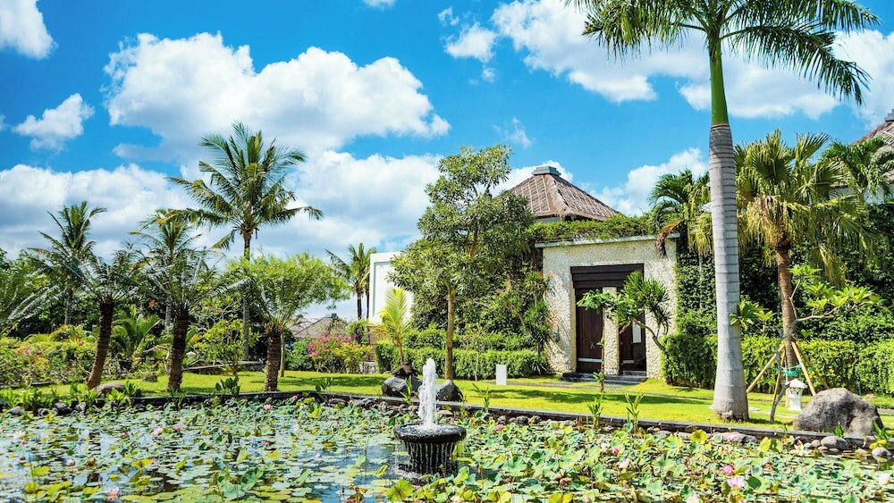 Фото Samabe Bali Suites & Villas