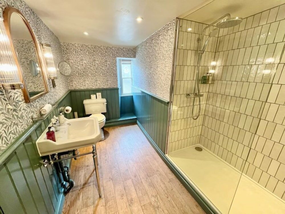 Фото Bay Tree Hotel