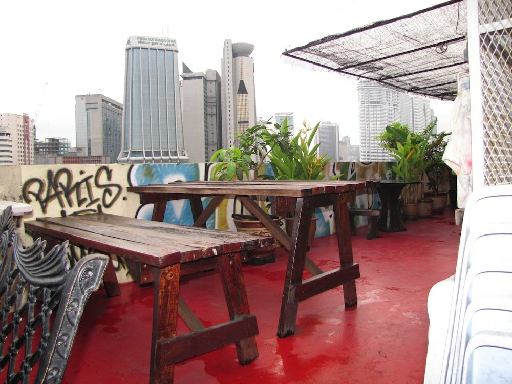 Фото Oasis Guest House