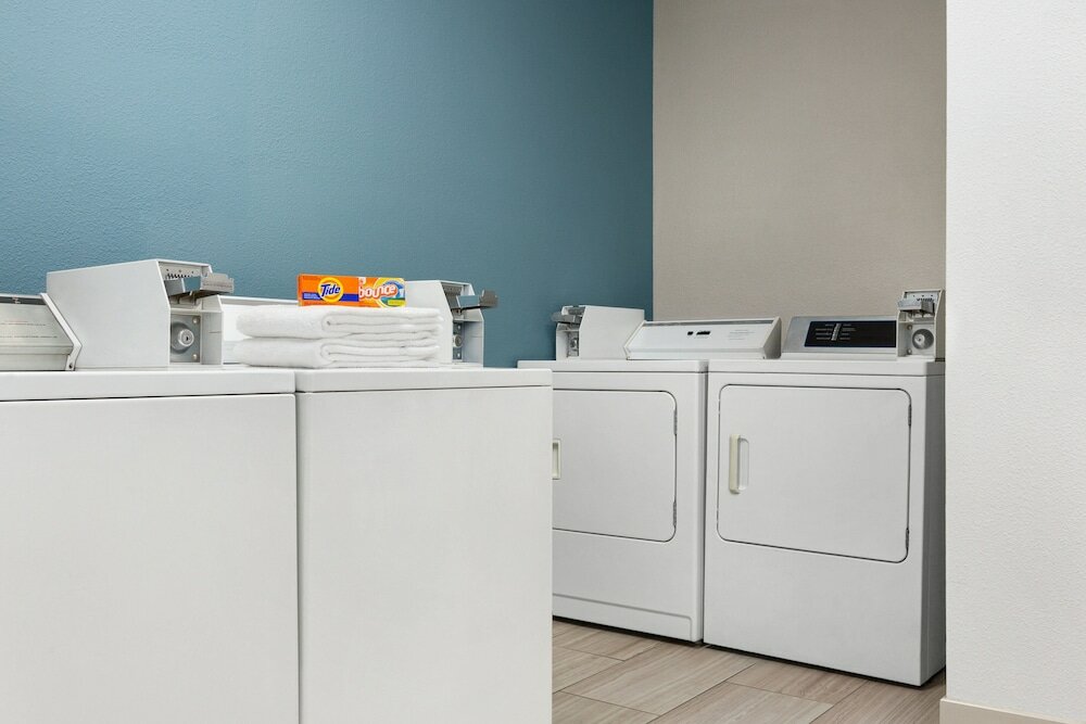 Фото Holiday Inn Express Hotel & Suites Mission-McAllen Area, an Ihg Hotel