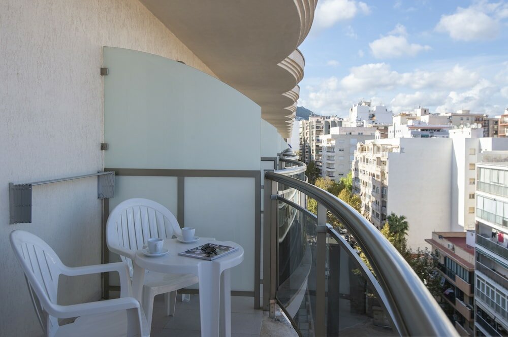 Фото Hotel Bahía Calpe by Pierre & Vacances