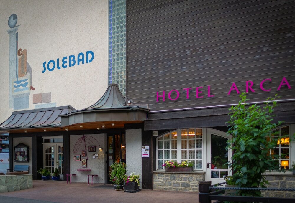 Фото отеля 1