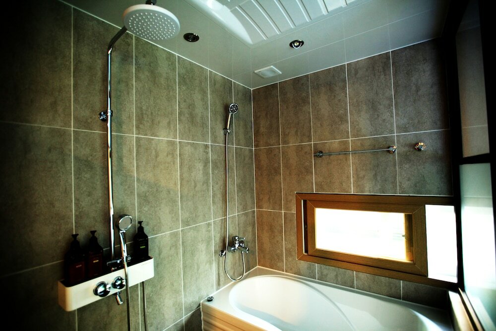 Фото Hotel The Ann