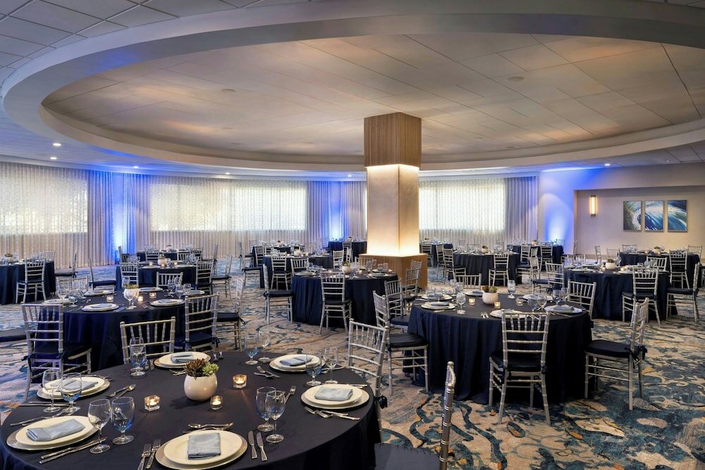 Фото Torrance Marriott Redondo Beach