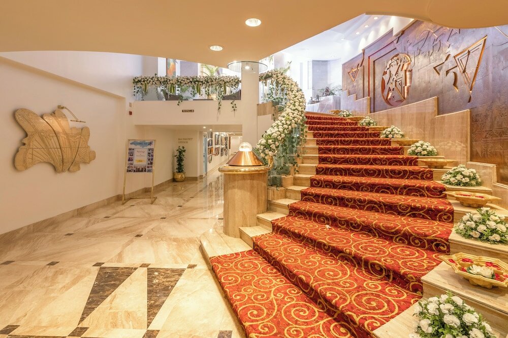 Фото Hotel Kohinoor Continental, Airport