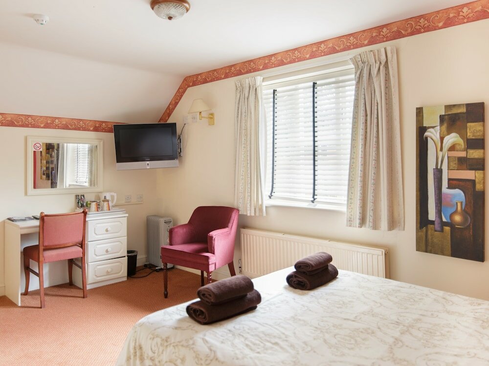 Фото The Bell at Boxford