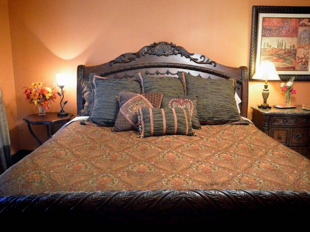Фото Iron Horse Inn