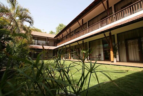 Внешний вид отеля Kwality's Motel Shiraz в Бхопале, фото 2