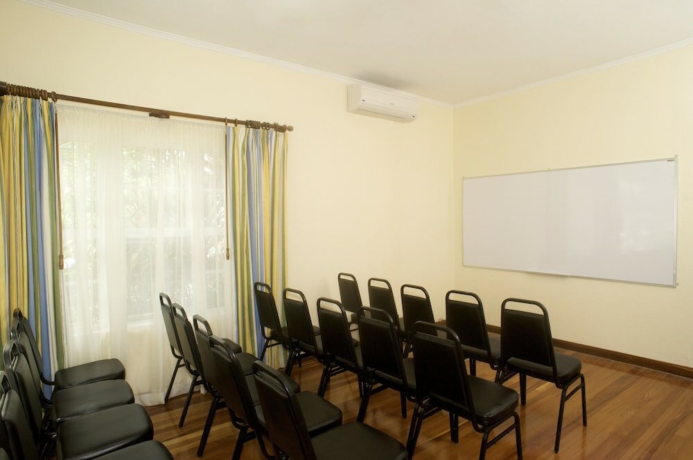 Фото Hotel Le Bergerac