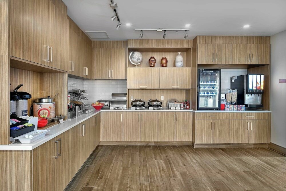 Фото TownePlace Suites by Marriott Edmonton Sherwood Park