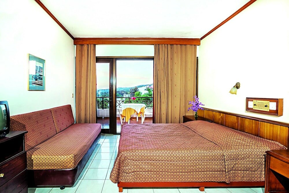 Фото Xenios Theoxenia Hotel