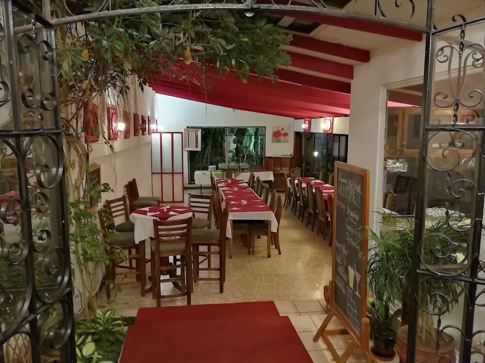 Фото Hotel Le Bergerac