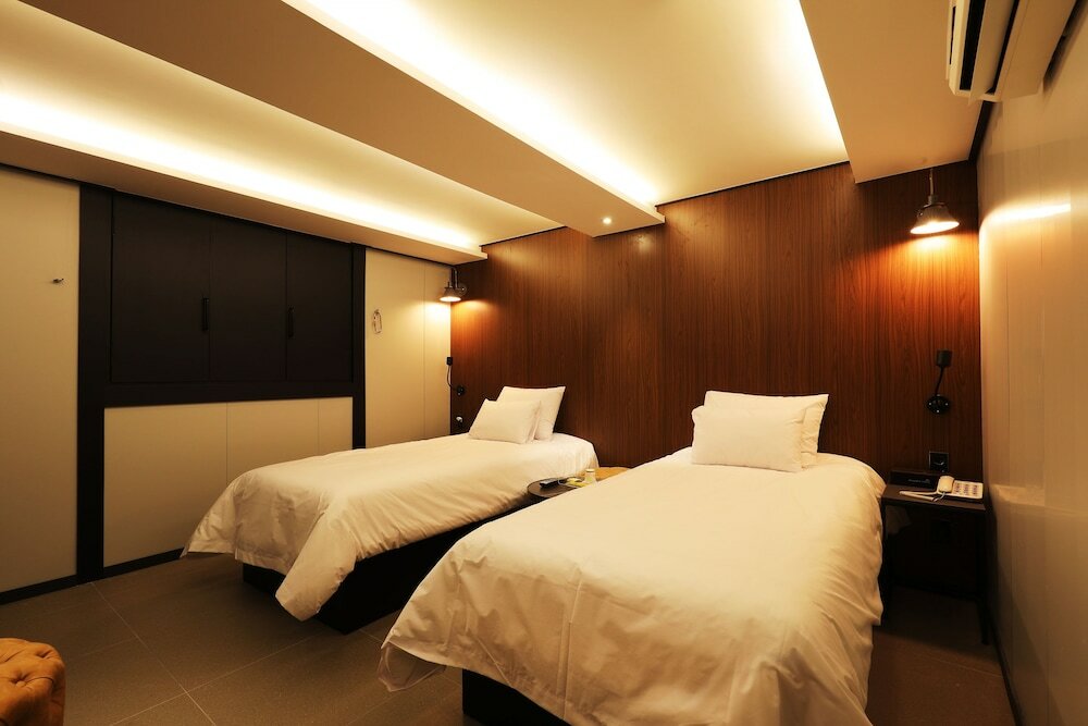 Фото Rainbow Hotel