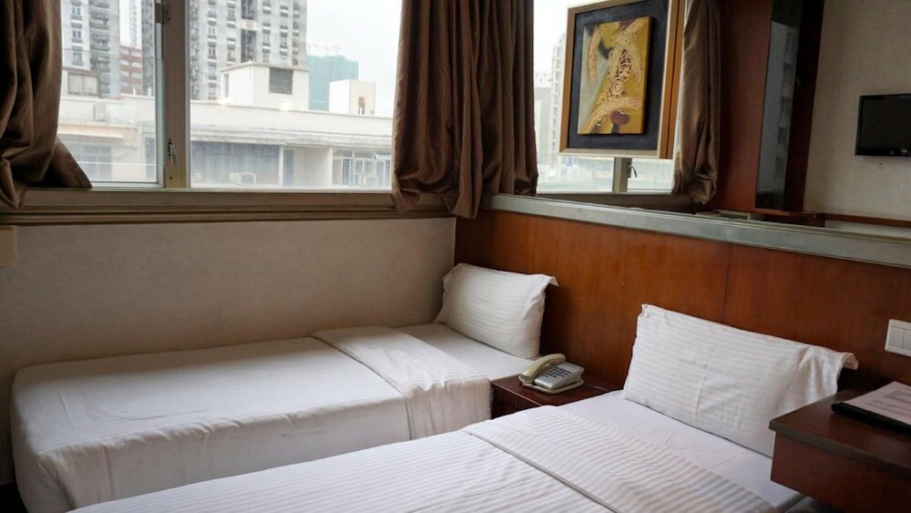 Фото Oriental Lander Hotel