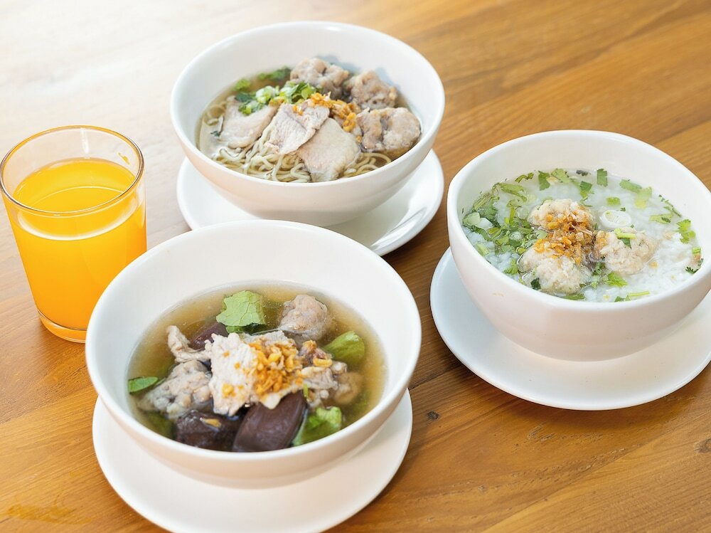 Фото Dee Prom Pattaya Hotel