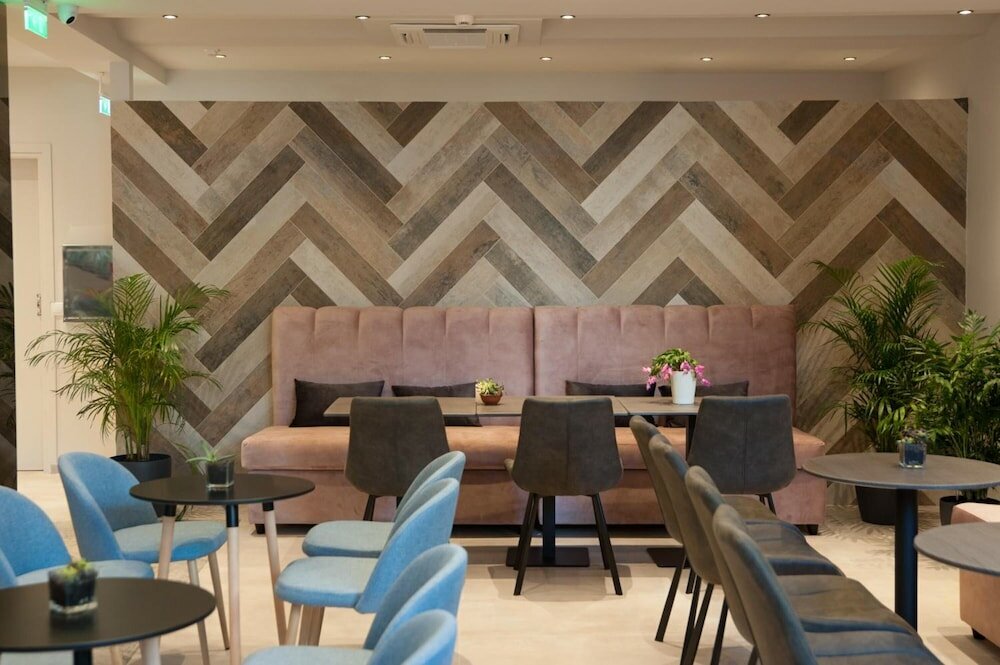 Фото Апарт-Отель Athens Platinum Rooms and Suites