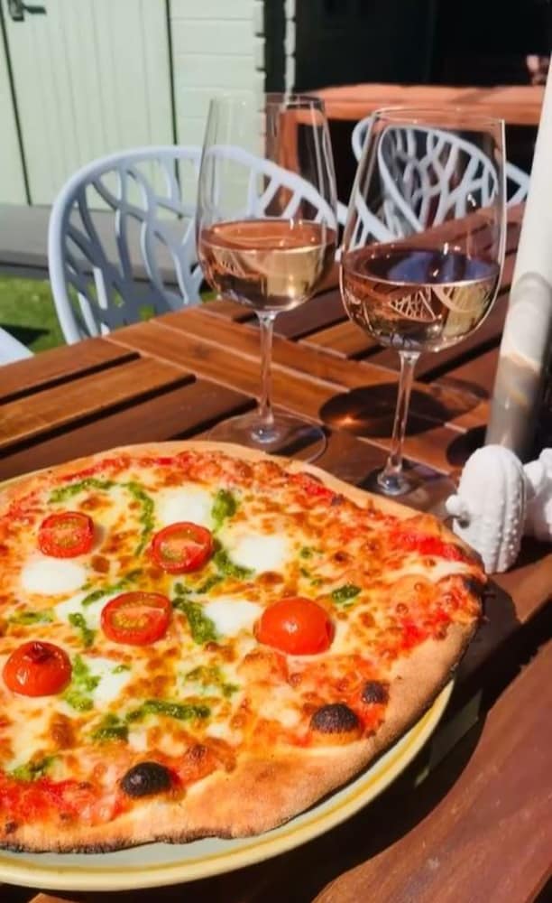 Фото Stattons Hotel & Restaurant