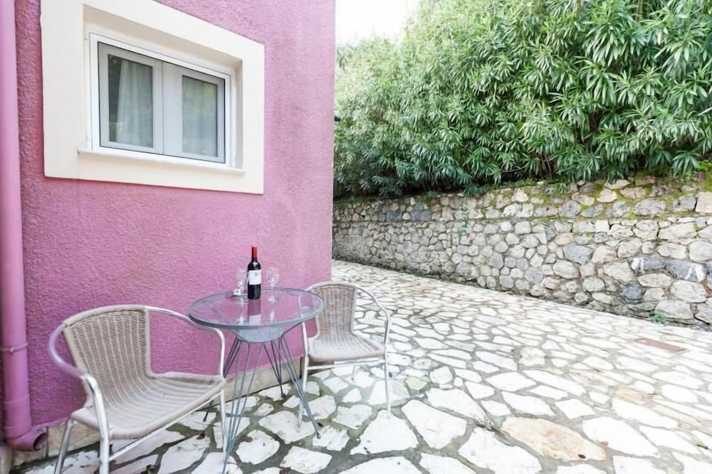 Фото Niki Apartments